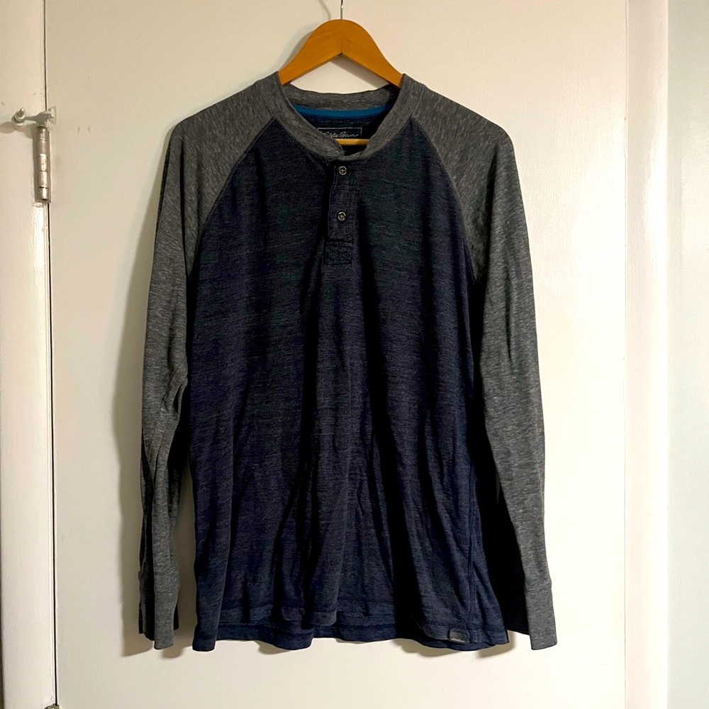 Eddie Bauer long sleeve Henley top in size large
